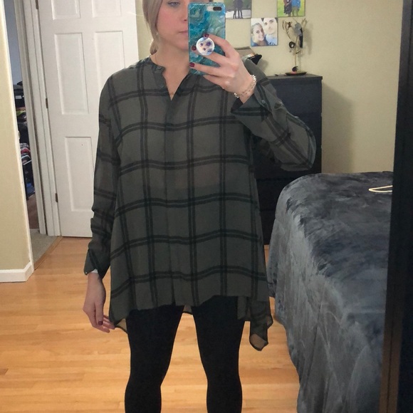 a.n.a Tops - Beautiful women’s blouse!!